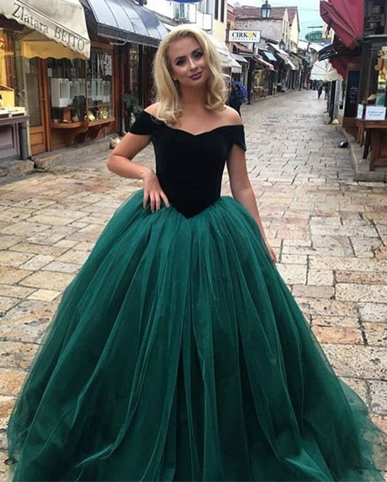 emerald green velvet prom dress