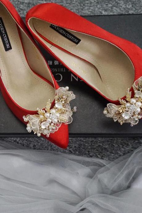 Pointed Toe High Heel Pumps Adorned with Lace and Pearl Applique , Bridal Shoes, Bridesmaids Shoes, Prom Heels 