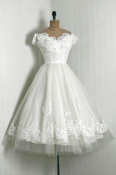  Vintage Off-the-shoulder Lace Appliqué Short Wedding Dress