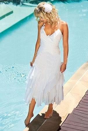 Short Bohemian Beach Wedding Dresses With Halter Neck Tea Length